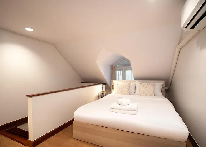 2br 1ba In Yaowarat 5 Min Mrt Nivas Wanit Eco