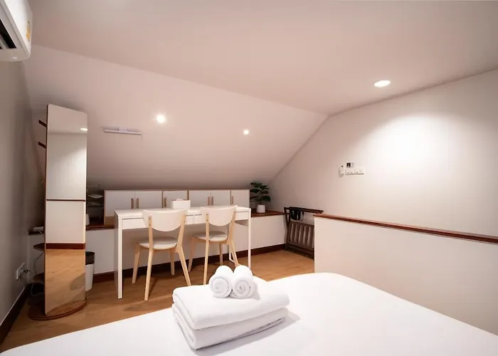 2br 1ba In Yaowarat 5 Min Mrt Nivas Wanit Eco 曼谷