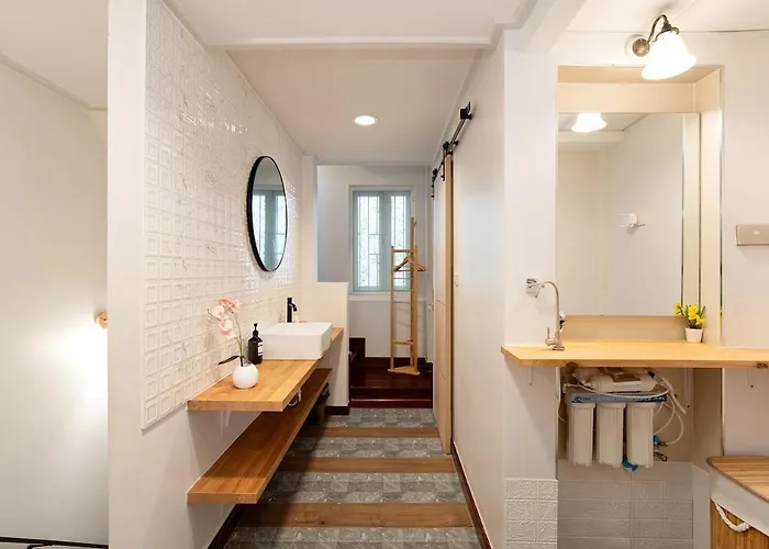 2br 1ba In Yaowarat 5 Min Mrt Nivas Wanit Eco * 曼谷