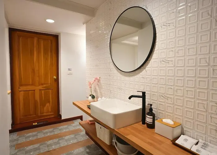 2br 1ba In Yaowarat 5 Min Mrt Nivas Wanit Eco 公寓